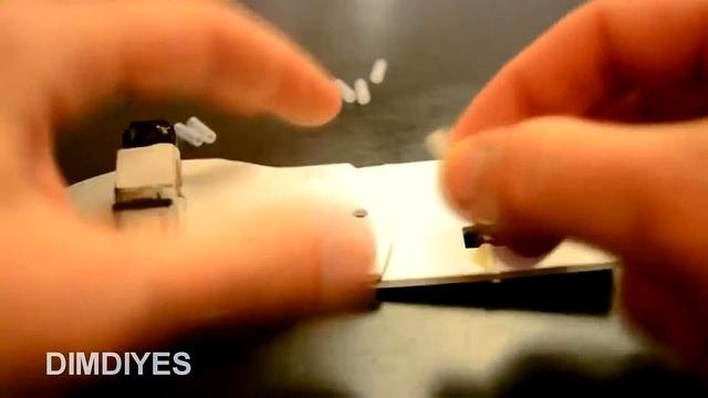 Как сделать Игрушку   червь на управлении Крутая самоделка.