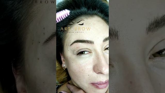 Микроблейдинг бровей и век