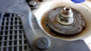 Скрип подвески при повороте руля