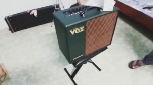 Unboxing VOX VT40X