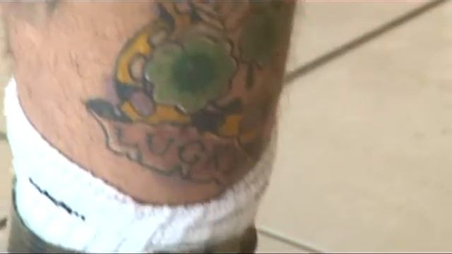 Как татуировки виляют на работу смотреть онлайн