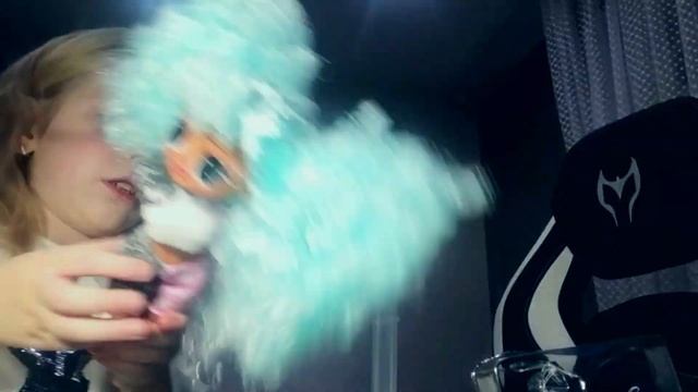 Игрушки Миланы.Мои подарки на Новый год. Самая большая кукла Lol в коллекции) смотреть онлайн