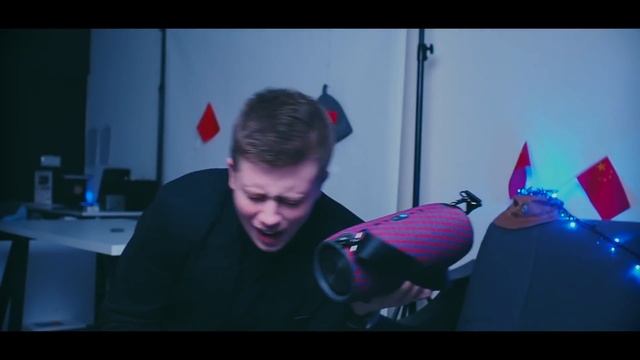 МОЩНАЯ колонка из КИТАЯ за 4 000 РУБЛЕЙ против JBL за 12 000 РУБЛЕЙ - Походу кто-то довыёживался.. смотреть онлайн