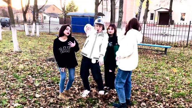 “ATM” [with 3 girls] MV’22 смотреть онлайн