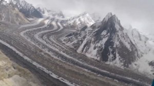 Pakistan fly to K2 19.06.2016