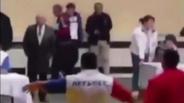 Наш старший тренер Исаханов Азиз Мастер спорта по Самбо
