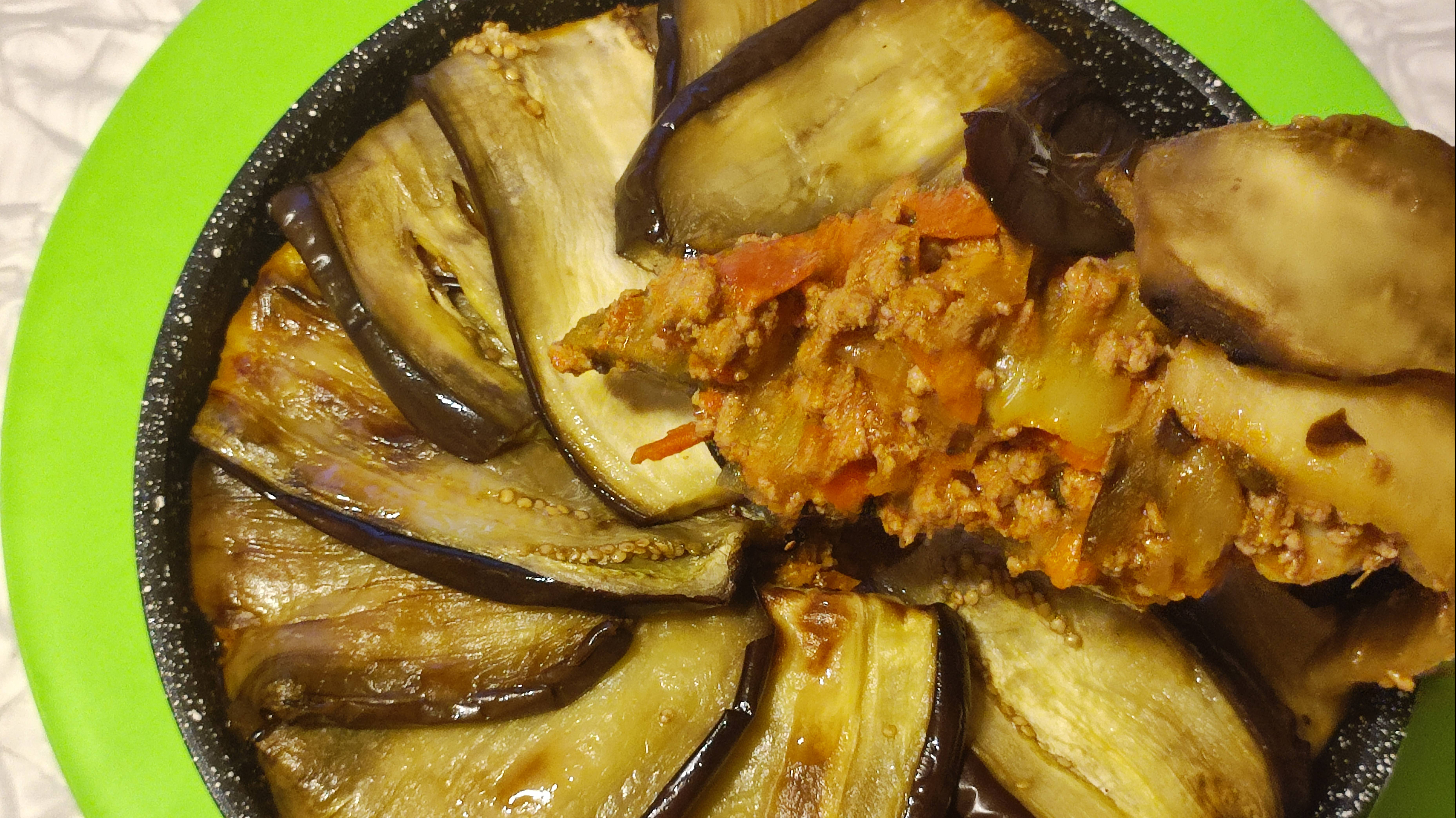 СУПЕР КУХНЯ! Шикарное блюдо из баклажан с мясом. Простой видео рецепт на перекус, обед, ужин