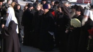 Февраль 2014. Патриарх Кирилл совершил литию на месте теракта на вокзале Волгограда.