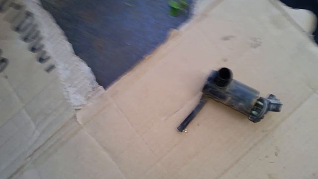 замена насоса омывателя заднего стекла понтиак вайб(тойота матрикс) смотреть онлайн