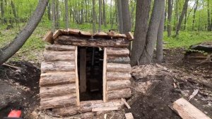 ЗЕМЛЯНКА У РЕКИ | СТРОЮ БАНЮ В ЛЕСУ | САМОДЕЛЬНЫЕ ЧЕБУРЕКИ