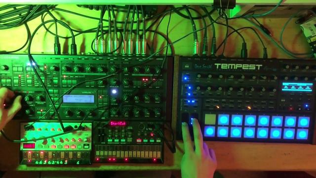 Live Set /Arkada Podcast 030 - DSI TEMPEST / ACCESS VIRUS TI / KORG VOLCA BASS / VOLCA FM смотреть онлайн