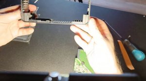 Как вставить жесткий диск в корпус WD Elements