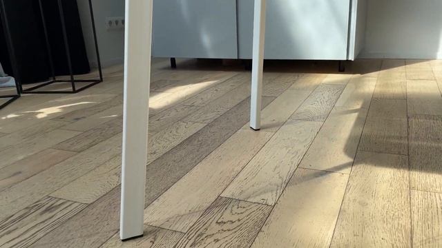 Stollab.ru - Купить Стол квадратный 75х75 см. Цвет: Дуб, Белые ножки. смотреть онлайн