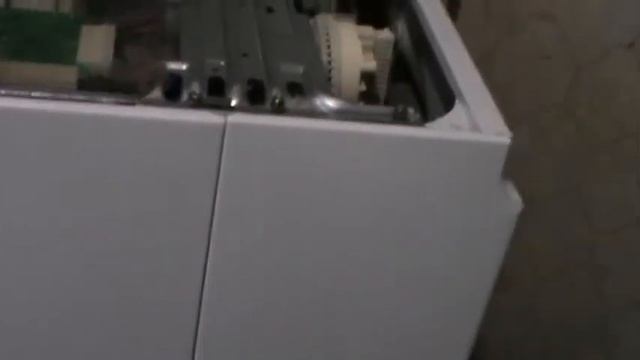 Electrolux EW 1063 S-замена ремня. смотреть онлайн