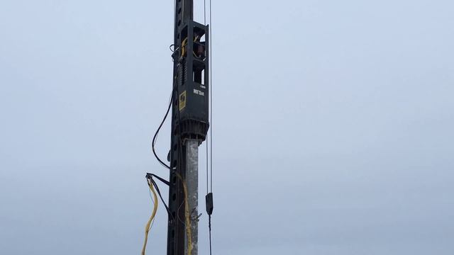 РОПАТ. Корпусной гидромолот МГ5к и свайный копер СК 25