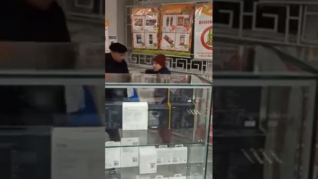 Когда муж — лудоман. В Тюмени разбили игровой автомат. смотреть онлайн