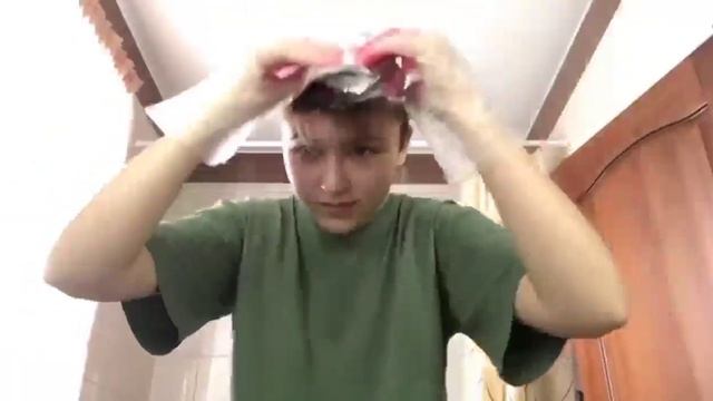 Крашу чёлку в розовый! Полный капец… смотреть онлайн