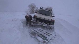 Спасение из ледяного плена. Народный offroad