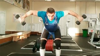 Махи гантелями в стороны в наклоне: техника выполнения