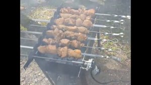 Приспособление для жарки шашлыка с электроприводом