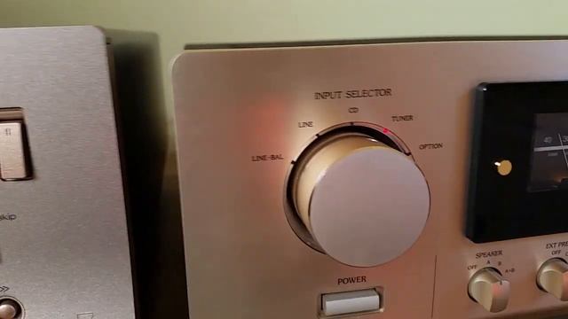 LUXMAN D-700s CD Player Hi End - TEST.