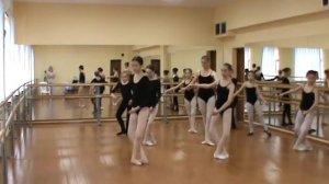 Па де ша. Вспоминаем и репетируем. Старшая группа. 10 -13 лет