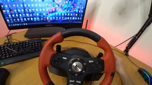 Logitech Formula Force Ex E-UM14. Один из лучших рулей до 500 рублей. смотреть онлайн