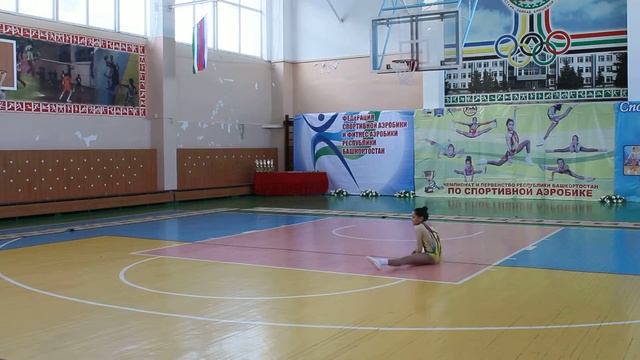 Шавалеева Рената. Соло девушки 12-14 лет г Туймазы смотреть онлайн