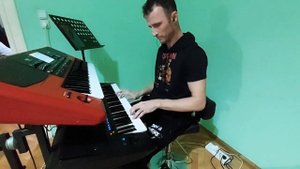 Korg PA700 VS Yamaha PSR SX700 Sultan of swing #korgpa700 #yamahapsrsx700 #sultanofswing