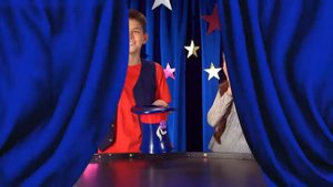 Игровые наборы «Волшебная шляпа и белый кролик» и «Ящик для фокуса с мечами» The Amazing Zhus