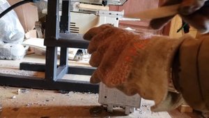 Проливаем форму для грузила Ласточкин Хвост