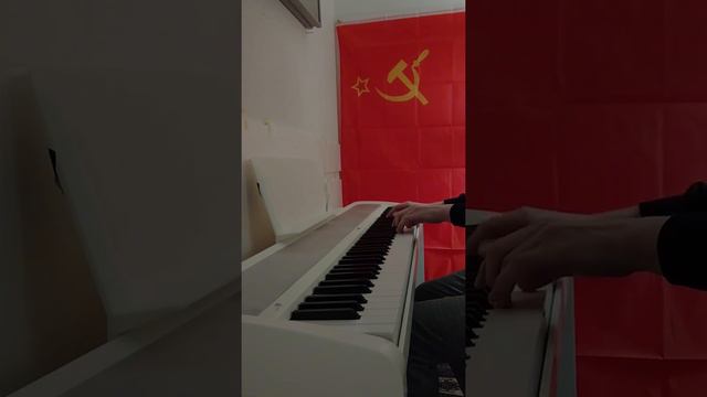 Katyusha (Катюша) - Simple Piano Cover смотреть онлайн