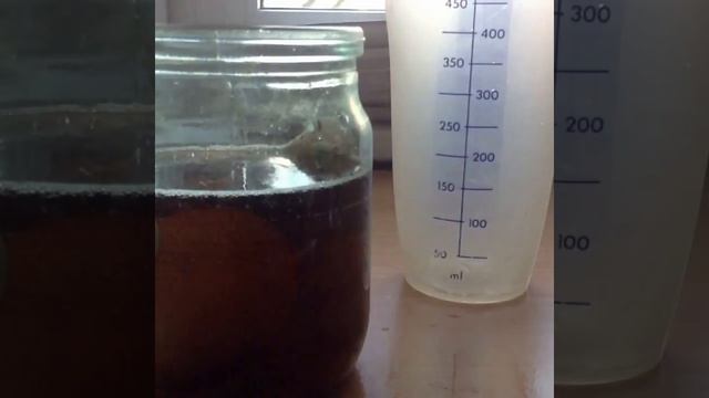 Что будет ,если поместить яйцо в смесь уксуса и пепси колы на 24 часа! смотреть онлайн