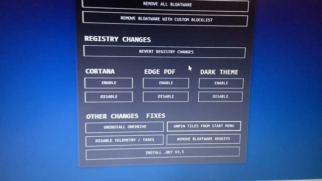 Remove Bloatware from Windows 10! - Windows 10 Debloater (2022) смотреть онлайн