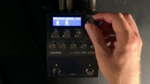 BOSS IR-200 - All Your Guitar Tones For Live And Studio