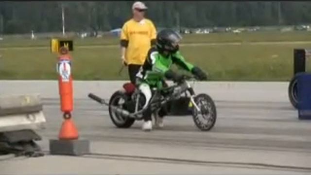 Scooter-attack SPRINTER II Vs. Formel 3 (Renault Powered)