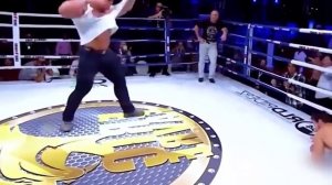 20 Та Бутун Умрга Эсда Қоладиган Бокс ва MMA даги Кулгули Лахзалар