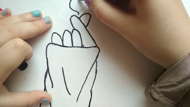 как нарисовать руку девушки которая показует сердце