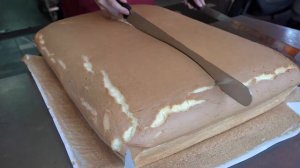 как сделать гигантский сыр Кастелла, ночной рынок Шилин, тайваньская уличная еда Taiwan Street Food