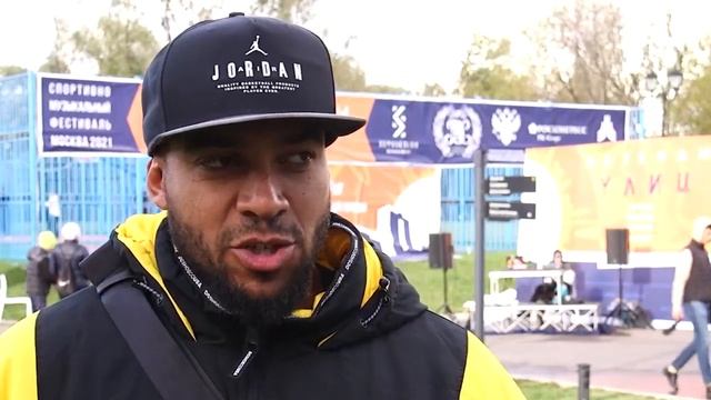 РЭУ на спорте! Обзор спортивно-музыкального фестиваля «Легенды улиц» смотреть онлайн