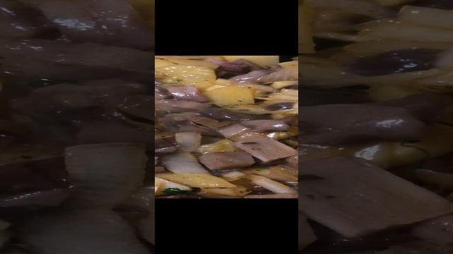 Картоха с грибами