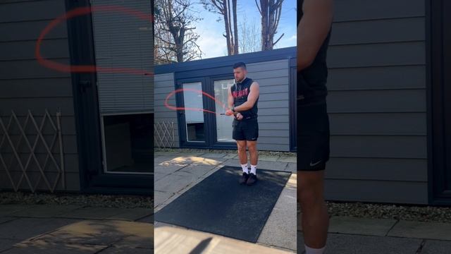 SIDE SWINGS LIKE A BOXER ? #skipping #jumprope #jumpingrope #skippingrope #boxing #boxingtraining смотреть онлайн