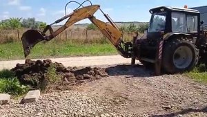 ДЭМ114 работа экскаваторной навески