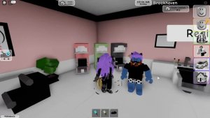 ЗАЧЕМ ЛЕО ПОВТОРЯЕТ ЗА МНОЙ ЦЕЛЫЙ ДЕНЬ? / Roblox Brookhaven