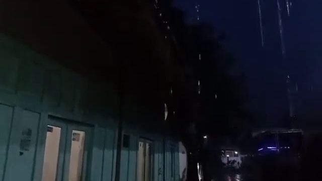 Public Agent on Street | Beautiful Rain and Neat village смотреть онлайн