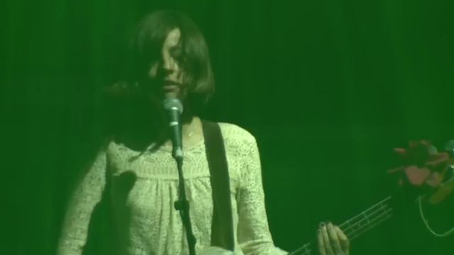 PIXIES - Gouge Away (Live)