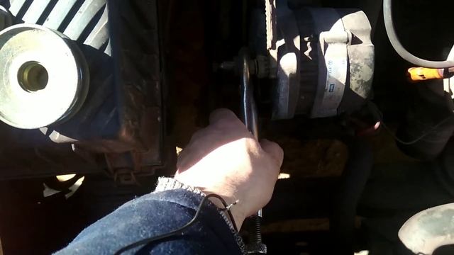 Шумит ремень генератора. ЧТО ДЕЛАТЬ? смотреть онлайн