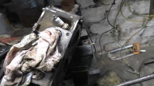 Как выкрутить сломаную шпильку? Очень просто!