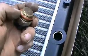 Подробно! Замена Радиатора Охлаждения Двигателя в ВАЗ