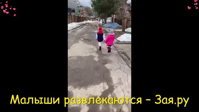 Дочка и внук Леры Кудрявцевой бегают по лужам смотреть онлайн